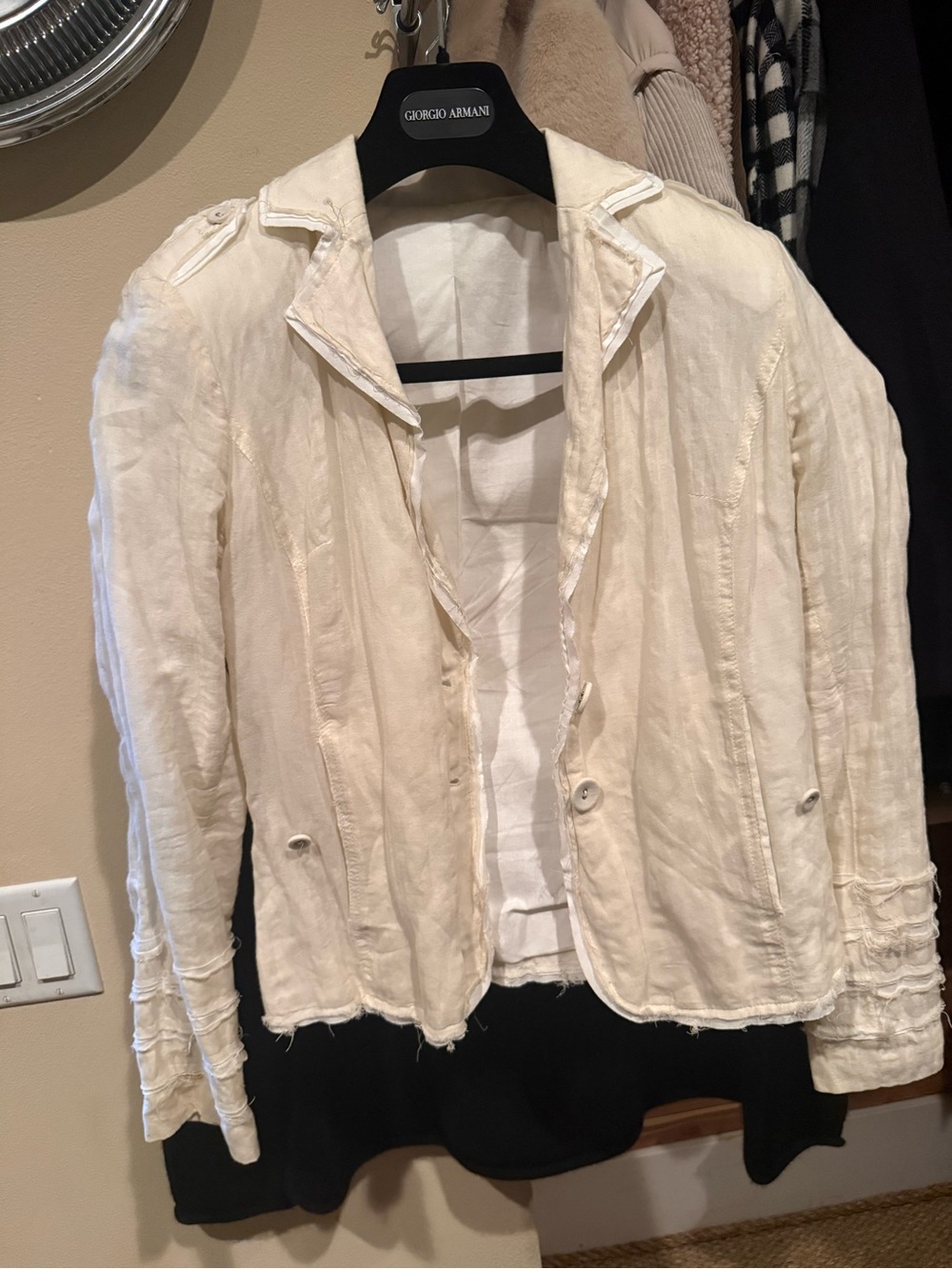 Drama Women's Cream Linen Blazer